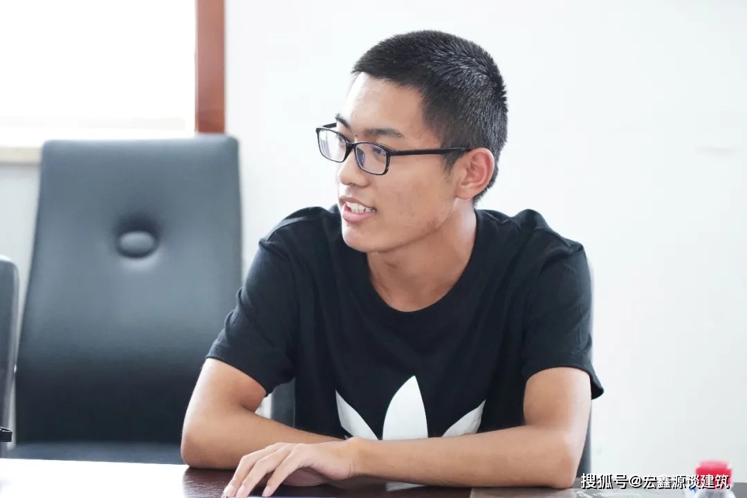 宏鑫源舉行2021年度獎學金集中發放儀式(圖7) 宏鑫源舉行2021年度獎學金集中發放儀式(圖7)